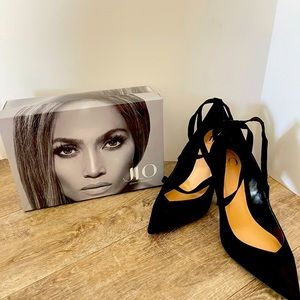 Sexy strappy suede heels to die for. Walk into a room and turn heads